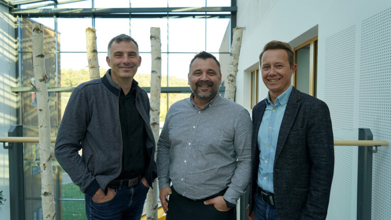 Haulotte service teams