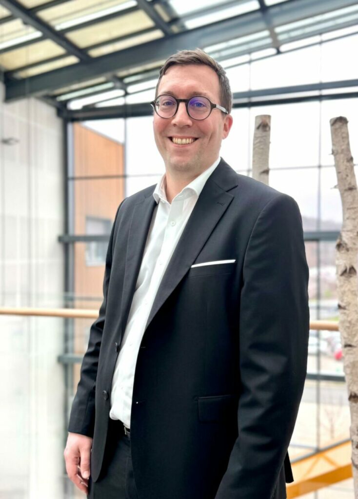 Etienne Garnier, Spare Parts Market Manager, explain.