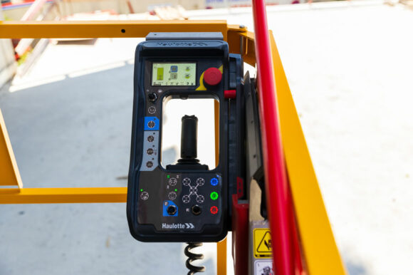 new-upper-control-box-haulotte