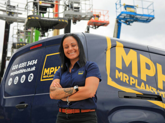 woman_rental_business_el_loannou_mewp_haulotte_blog_community_mr_plant_hire